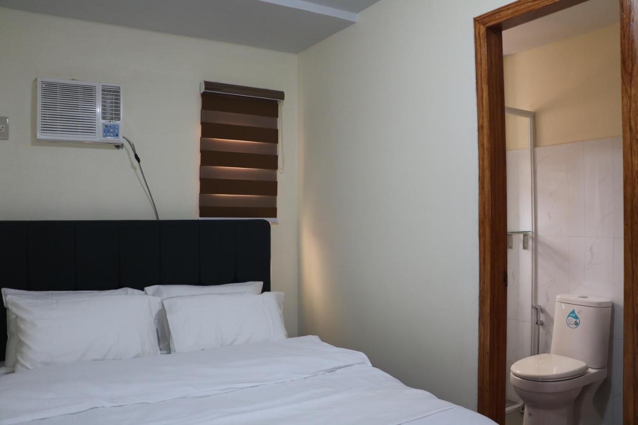 Anicia Guesthouse Rooms Paranaque City Екстер'єр фото