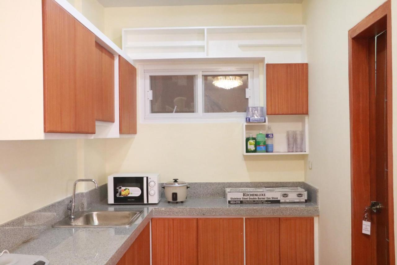 Anicia Guesthouse Rooms Paranaque City Екстер'єр фото
