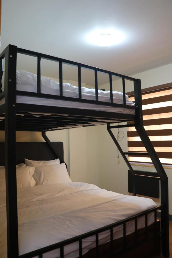 Anicia Guesthouse Rooms Paranaque City Екстер'єр фото