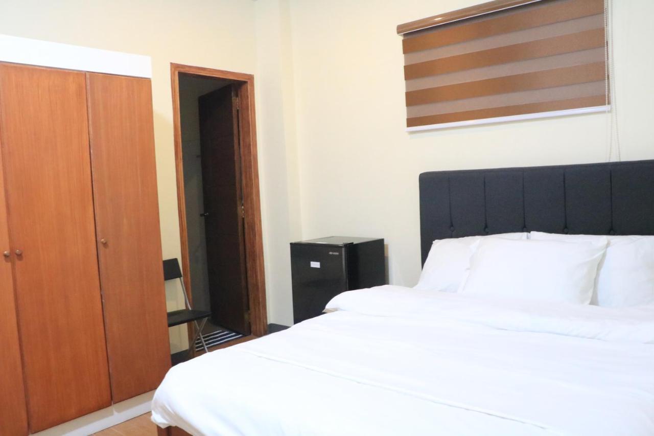 Anicia Guesthouse Rooms Paranaque City Екстер'єр фото